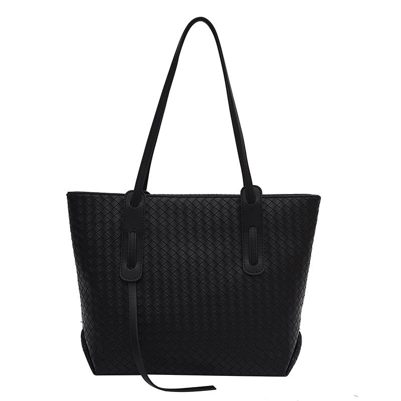 

Casual simple winter new fashion shoulder bag female college students large-capacity class commuter tote bag чёрный