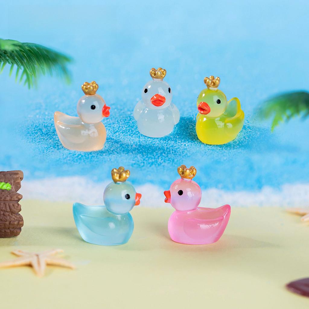 Cute Glowing Crown Miniature Yellow Duck Resin Figurine For Moss Terrariums