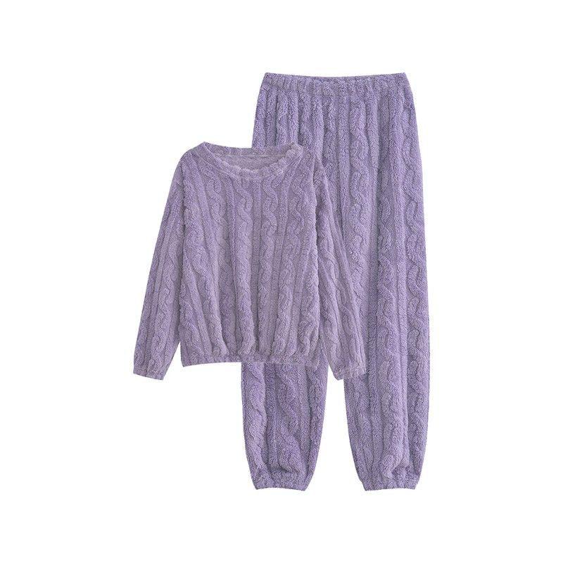 Jacquard Plush Coral Fleece Pajamas: Cozy Two-Piece Set for Autumn and Winter, Loose Fit for Couples