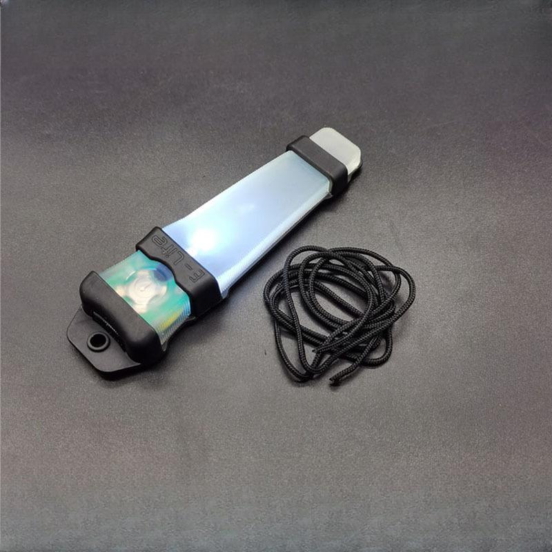 Airsoft Helmet Weapon Flashlight Tactical Helmet Light Identification Surefir Marker Light Survival Signal Helmet Lamp