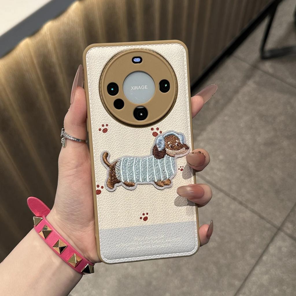 Autumn and winter embroidery dachshund suitable for Apple 17Promax mobile phone case IP16 bulge bag air cushion 15 cute 14 fine holes