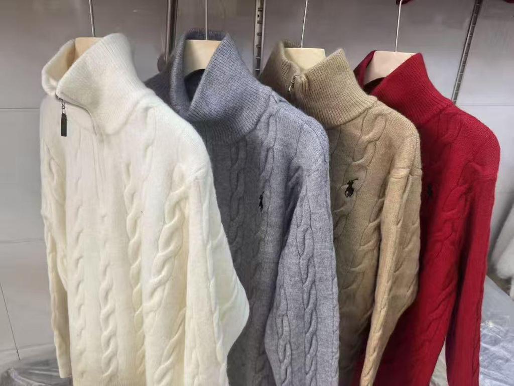 Pullover im koreanischen Stil mit Pony-Stickerei und halbhohem Kragen - Herbst/Winter 2025 Kollektion