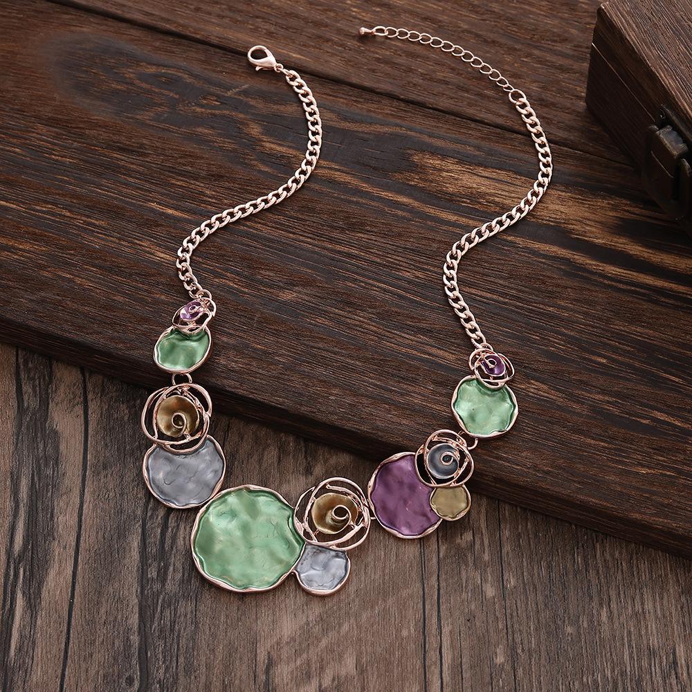 Colored Paint Oil Rose Flower Necklace - Geometric Hollowed-out Rose Flower Ladies' High-end Spring Color Neck Chain