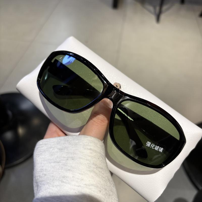 Polarized UV Protection Lightweight Comfortable Durable High Quality For Both Male Sun Glasses Explosion-Proof