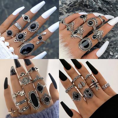 New Retro Black Gemstone Set Nine-piece Ring, Geometric Snake Crown Leaf Ring Set