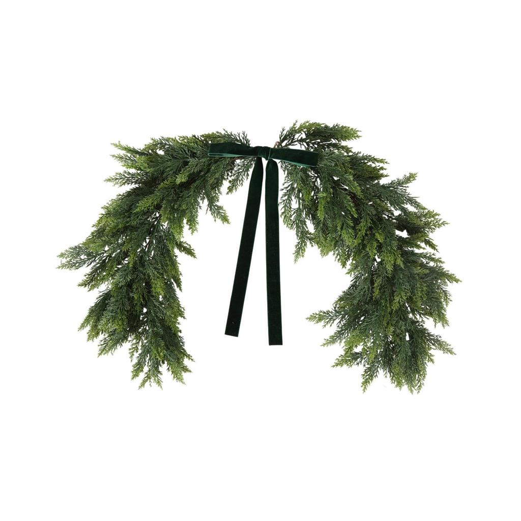 Artificial Pine Needle Christmas Wreath for Windows and Walls