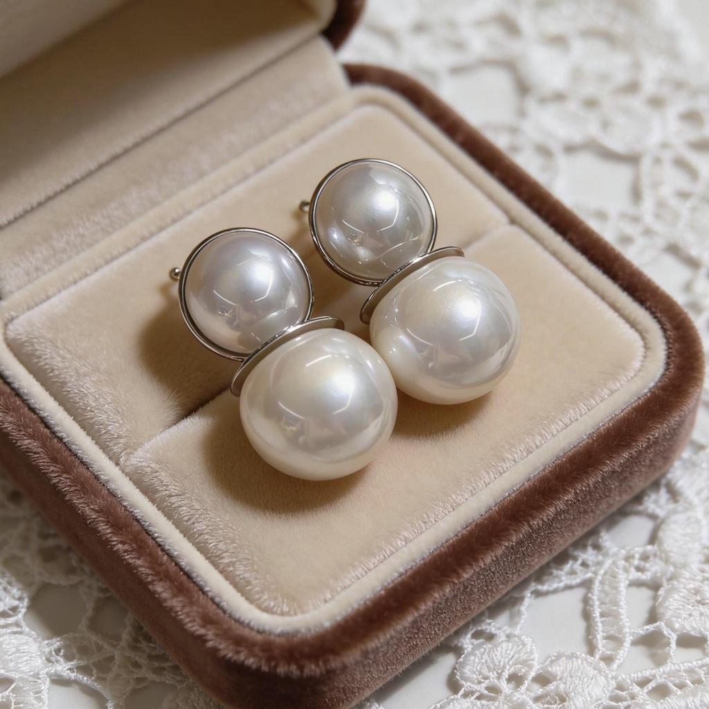 Vintage Black Series Stud Earrings 925 Silver Needle Minimalist High-End Personality Accessories for Women
