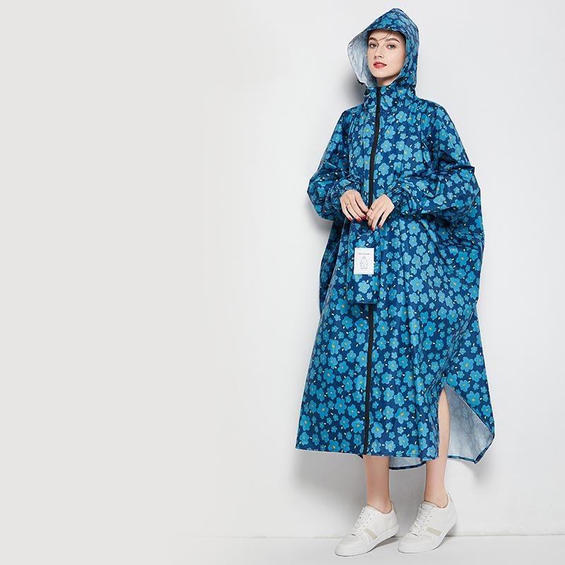 Women Breathable Raincoat Big Rain Coat Ladies Waterproof Cloak Raincoats Rainwear