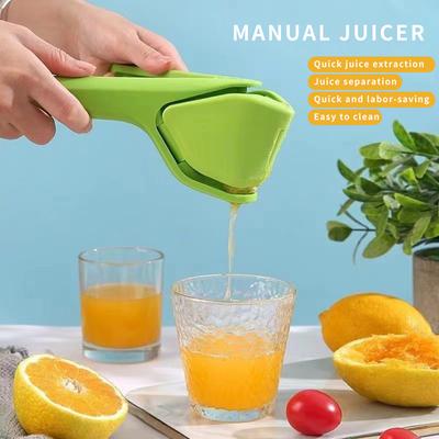 Portable Manual Lemon Squeezer Multi-Functional Juicer Small Household Food Grade Juicer Plastic Vegetable & Fruit Juicing Tools