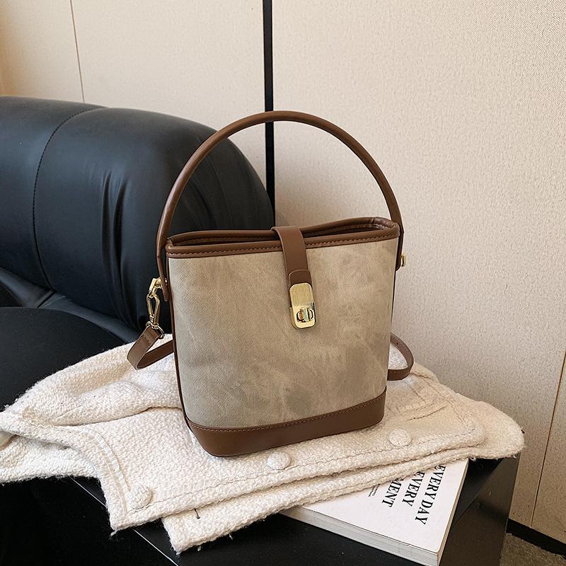

This year s popular bag bucket bag large capacity autumn and winter versatile 2024 new women s shoulder messenger bag