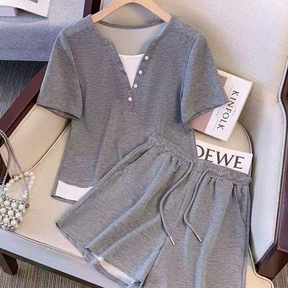 

Trendy Casual Summer Sports Two-Piece Set: Short-Sleeved Top and Shorts for Running Fashion M (Suitable for 35-48 kg)