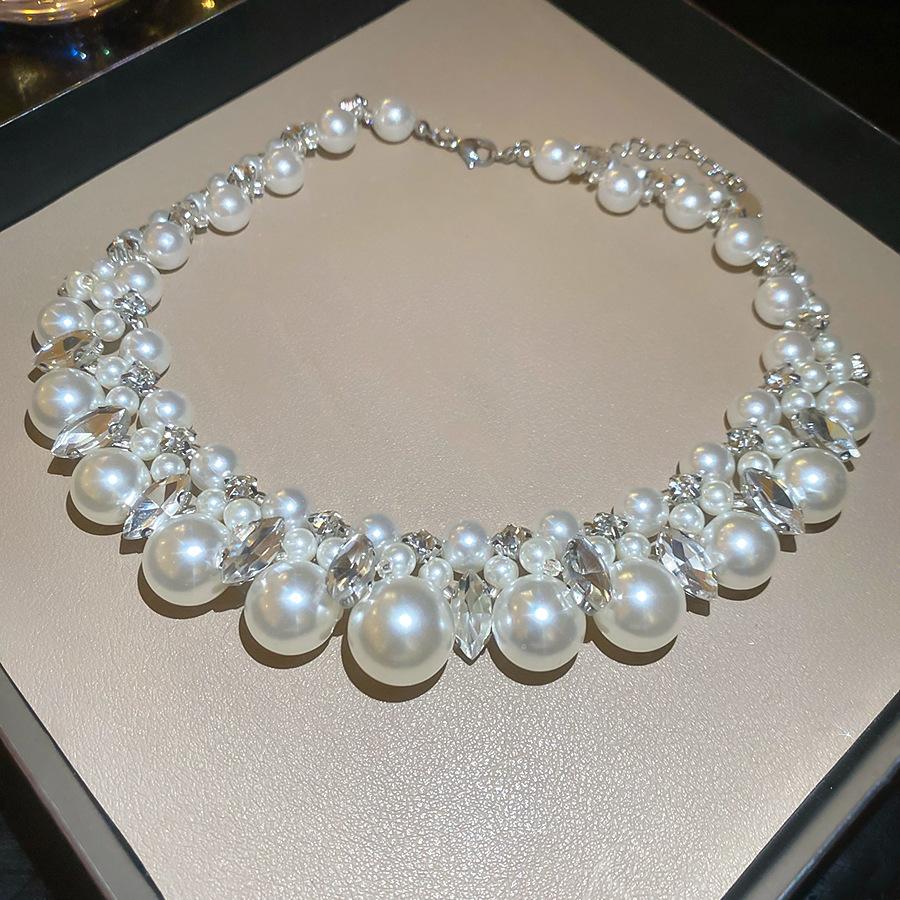 Women's Multi-Layered Imitation Pearl Beaded Necklaces High-Quality Exaggerated Rhinestones Clavicle Chain French Accessories K1