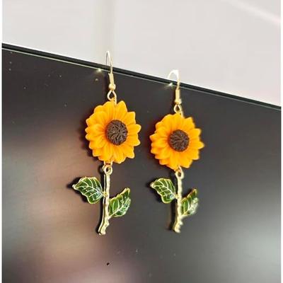 Mode Schlichtheit Sonnenblumen Hängeohrringe für Damen Gelb Emaillierte Gänseblümchen Sonnenblumen Ohrringe für den Alltag und die Party