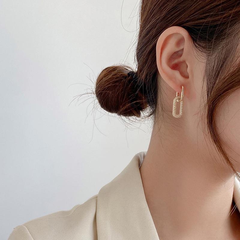 Chic European & American Style Simple Metal Round Earrings for Women