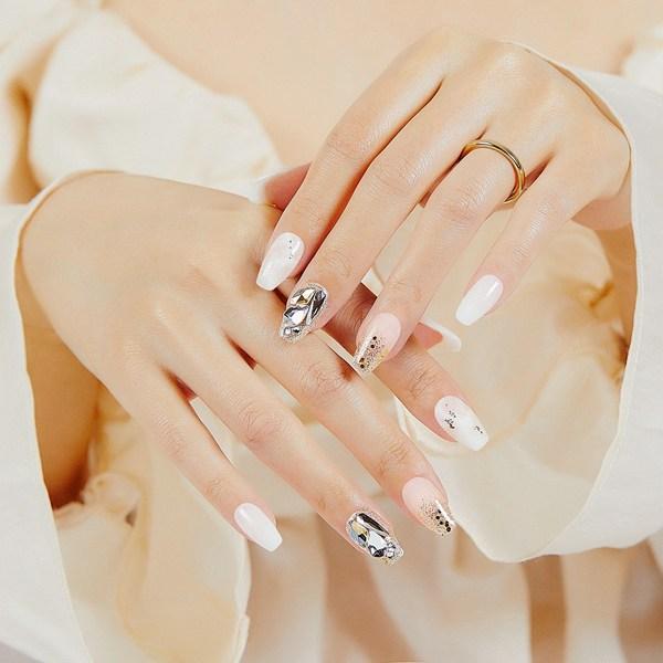 

Набор типсов для ногтей Dashing Diva Magic Press, 30 шт., Glam Star, 1 комплект