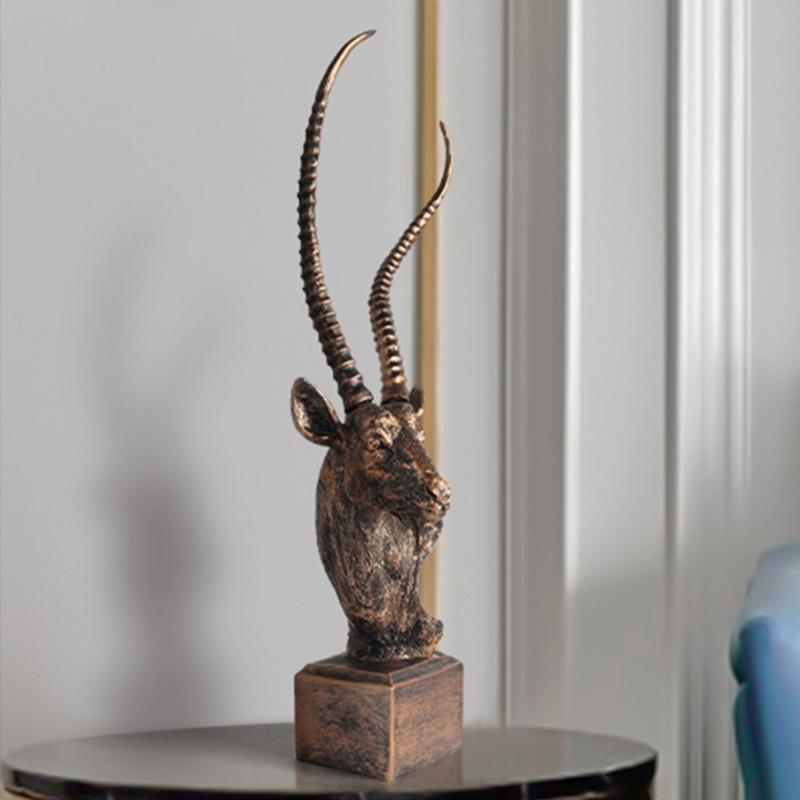 Modern Resin Antelope Head Sculpture with Base for Farmhouses Home Office Living Room Bookshelves Decorative Ornament