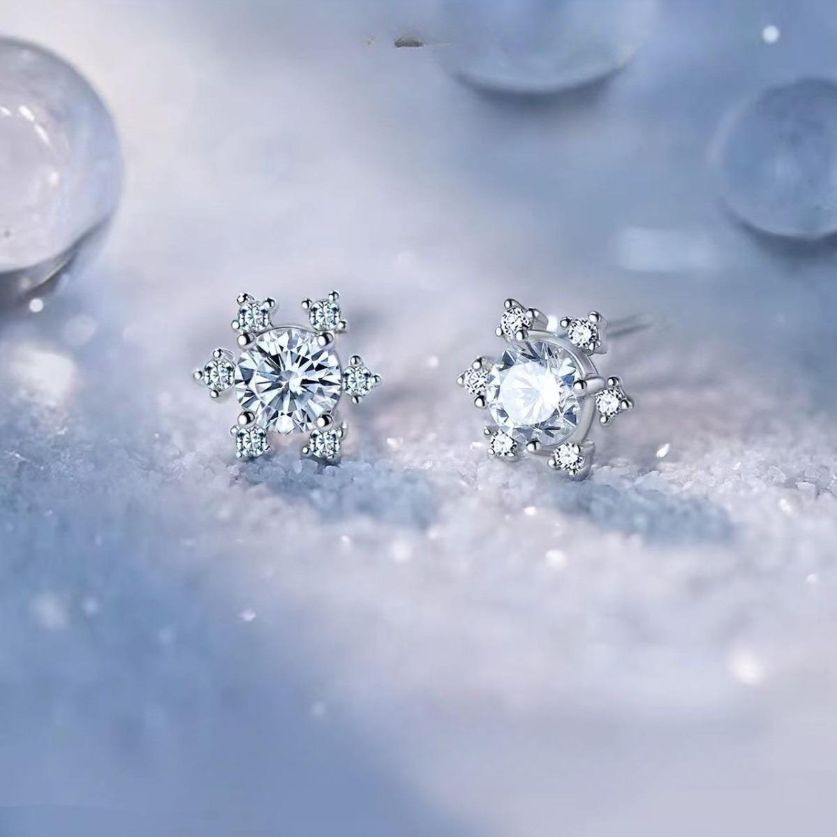 Women s High-end Light Luxury Earrings 1 pair of earrings