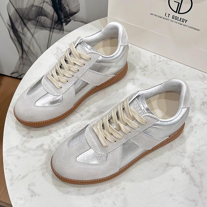 Silver inner height increase women's summer new versatile classic board shoes little white shoes