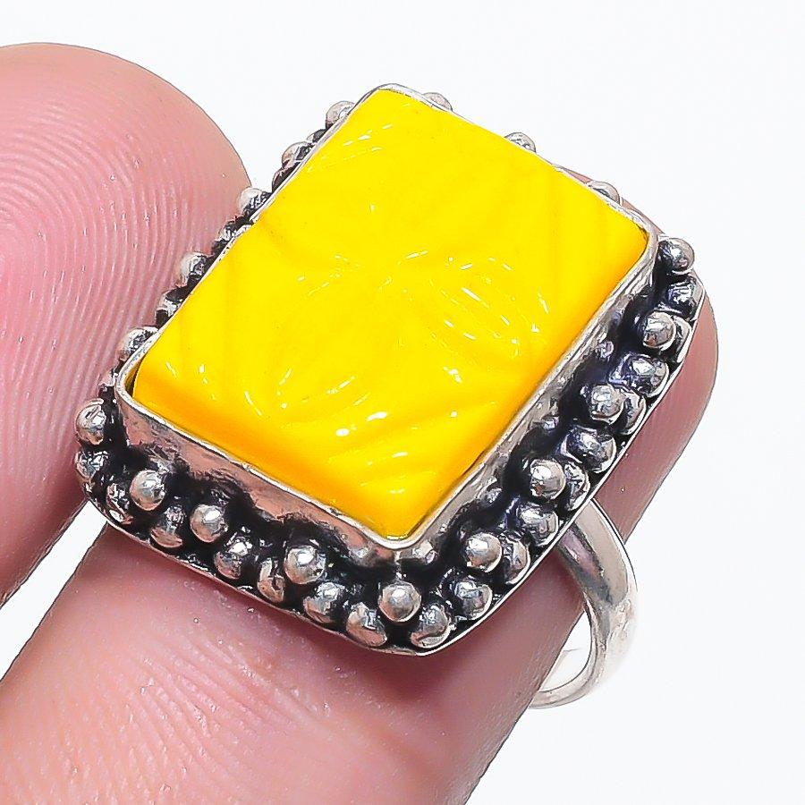 

Natural Yellow Chalcedony Carving 925 Sterling Silver Jewelry Ring Size 8 H5C31