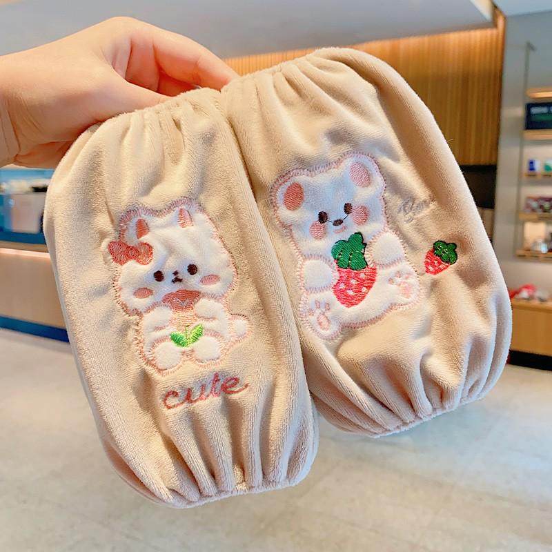 Anti-Stain Cartoon Baby Arm Sleeves for Boys & Girls - Cute, Protective, Autumn/Winter
