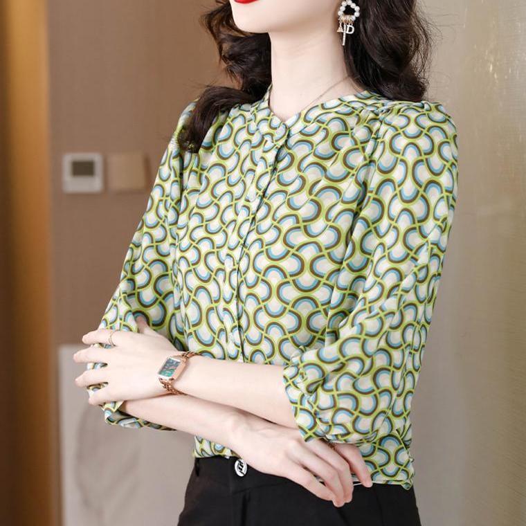 New Summer Chiffon Top Women's 3/4 Sleeves Round Collar Covering Belly Bottoming Shirt Mom's Blouse 4XL