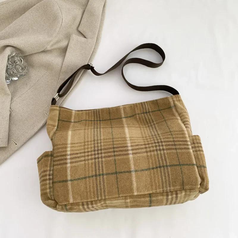 Women's Checkered Wool Shoulder Bag Colorful Large Capacity Casual Bag Fashion  Bags