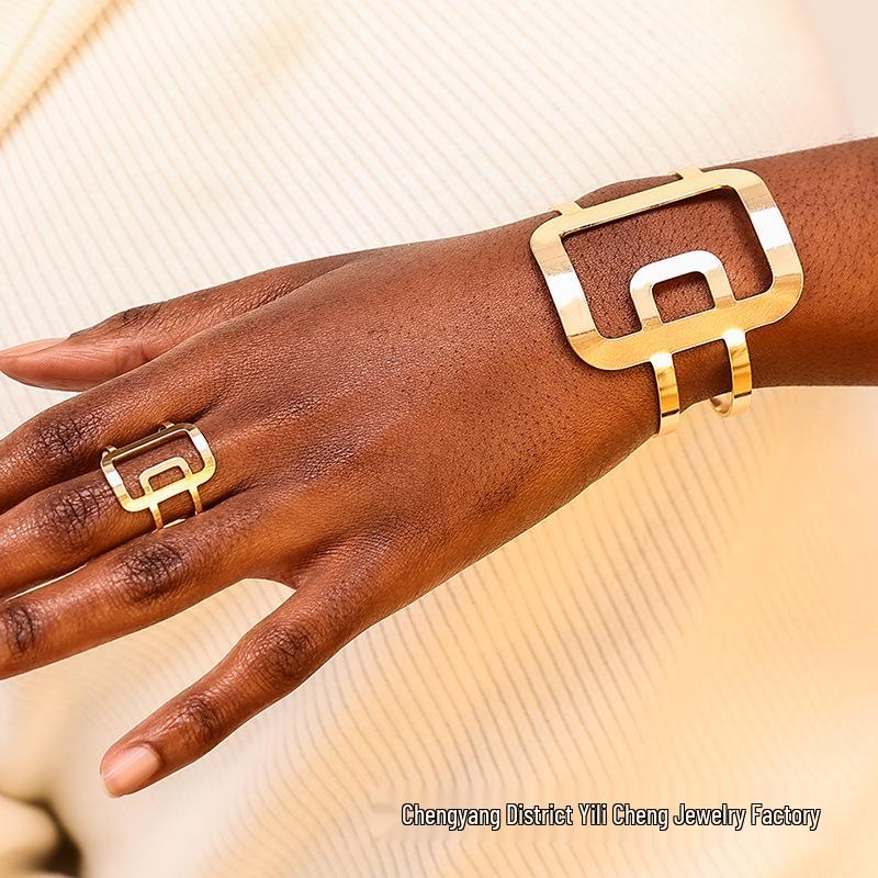 

Modern Geometric Bangle and Ring Set for Women - Chic, Minimalist Design