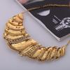 Fashionable European Style Alloy Necklace With Floral Design For Gift And Travel Souvenirs
