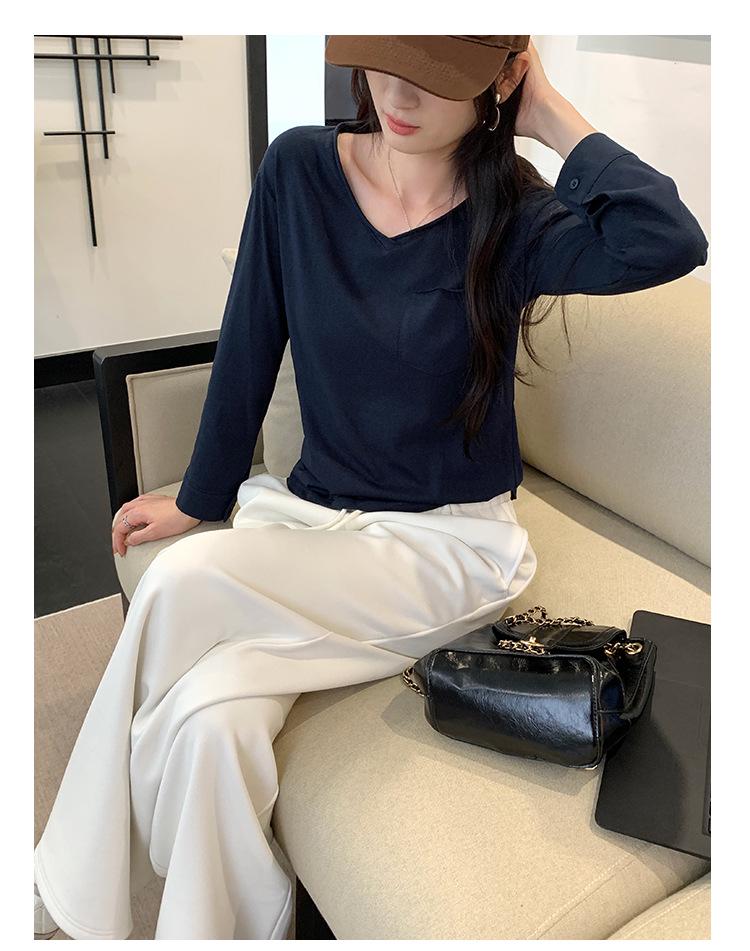 Korean High-End V-Neck Loose Long-Sleeve Women's T-Shirt, Autumn/Winter 2025