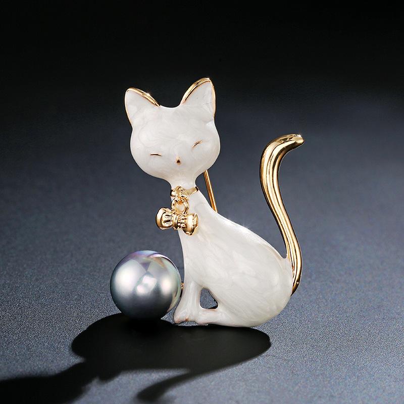 

Милая японская высококачественная эмалевая брошь в виде кошки, женская простая модная темпераментная булавка для костюма с животным, аксессуары для кардигана
