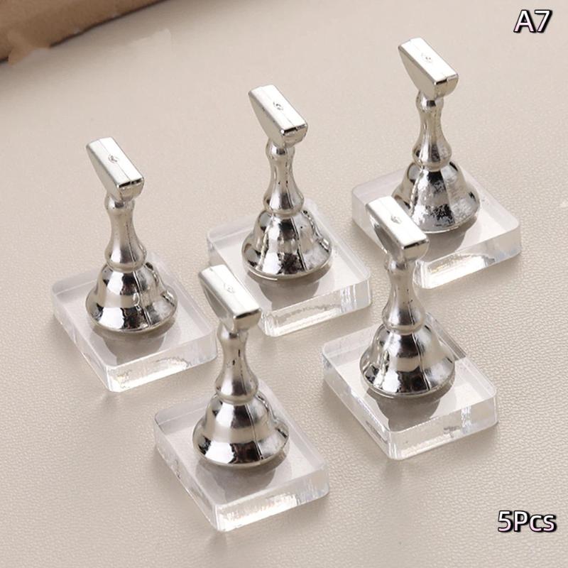 Non-Magnetic Acrylic Nail Stand Nail Chess Nail Practice Stand False For Cat Eye Gel Press On Manicure Stand Tools