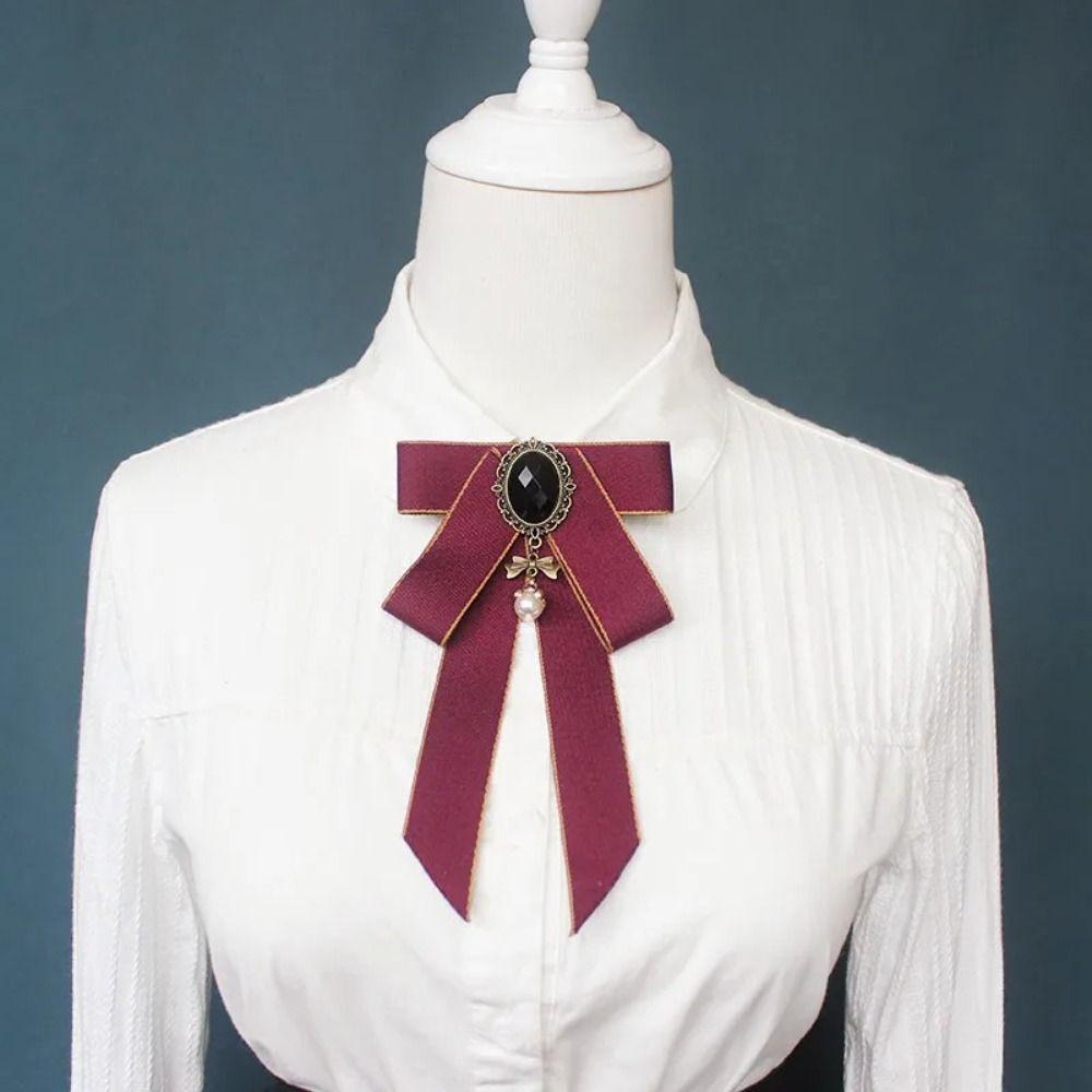 Luxulry Alloy Bow Tie Jewelry Accessories Rhinestone Crystal Rhinestone Bowtie Neck Decoration Bowknot Brooches