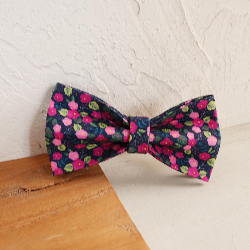 MUTTCO Floral Bow Tie Pet Collar - Deep Painting Design UBT-149 M