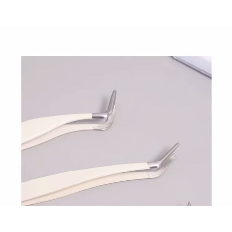 Denivyse - Alloy False Eyelashes Tweezers (Various Designs)