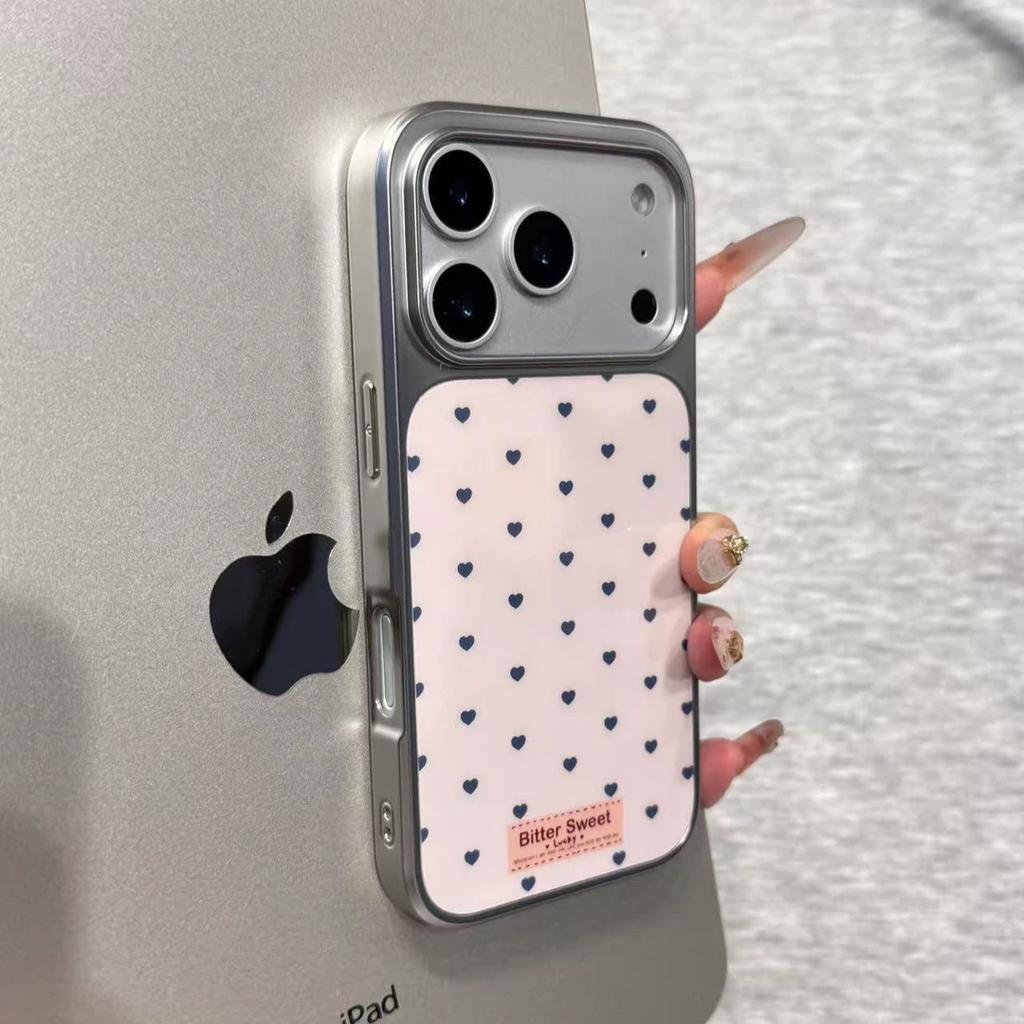 ins full screen small love is suitable for Apple 17/16Promax mobile phone case IP15 matte PC14 large hole 13 new models