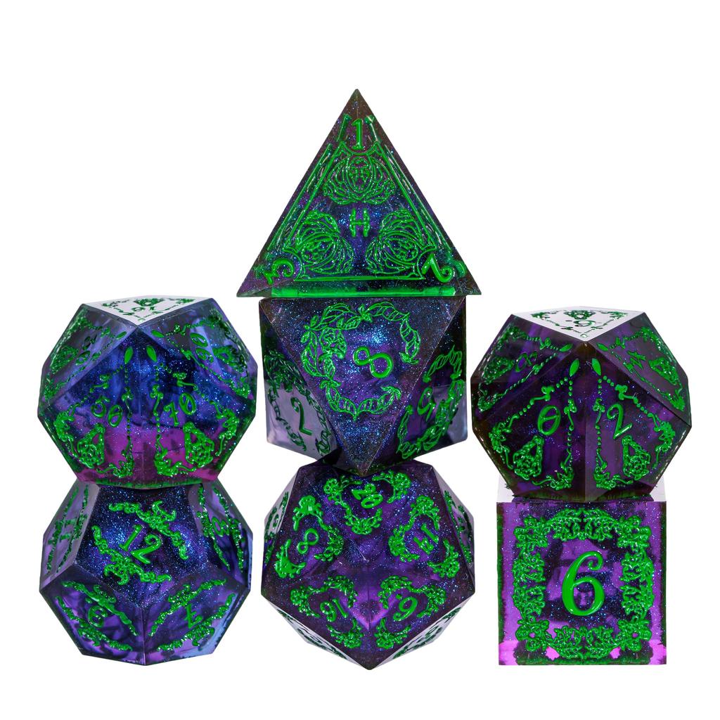 Cusdie Sharp Edges Dice DND Patterned D&D Dice Board Games 7 Handcrafted Polyhedral Dice Set for Role Playing Game Pathfinder