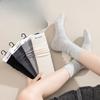 Damen Herbst- und Winter Freizeitsocken mit Polka Dots Kaschmir gestreift Warme Damen Mid-Calf Socken College-Stil kombiniert mit Frotteesocken