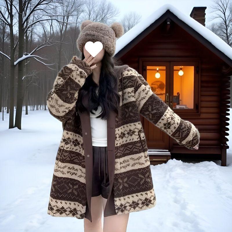 

Женское ретро-пальто средней длины с капюшоном в стиле Fair Isle - Осень/Зима 2025 Теплое, в стиле шерсти ягненка S for 98 jin or less