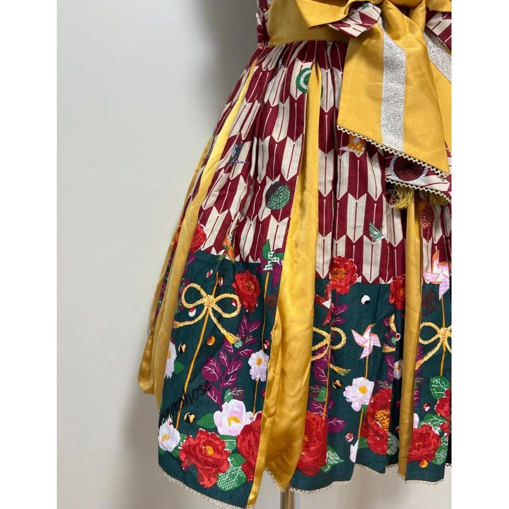 Used Metamorphose Japanese pattern jumper skirt