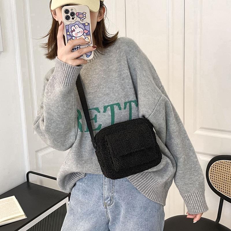 Trendige flauschige Damen-Einzelschultertasche - Herbst/Winter 2025 Kollektion