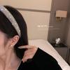 Fascia colorata con diamanti scintillanti: Accessorio di moda alla moda