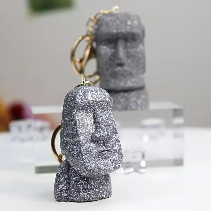 Serious Moai keyring, couple keyring, useless cute harmlessness, gift for coworkers