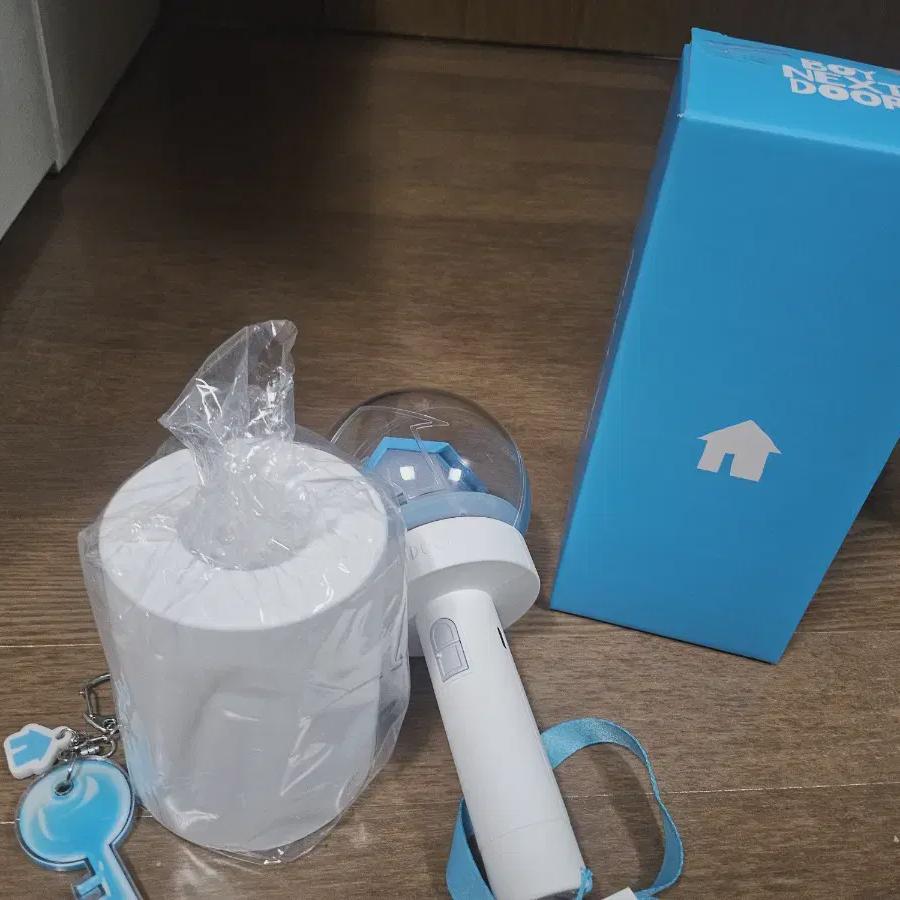 

BOYNEXTDOOR Светящийся жезл