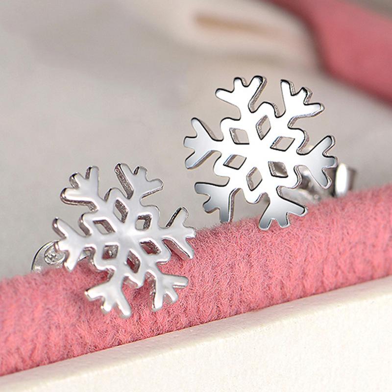 Silver Plated Snowflake Stud Earrings - Korean Love Classic for Winter, Girlfriend Birthday, Christmas, or New Year Gift.