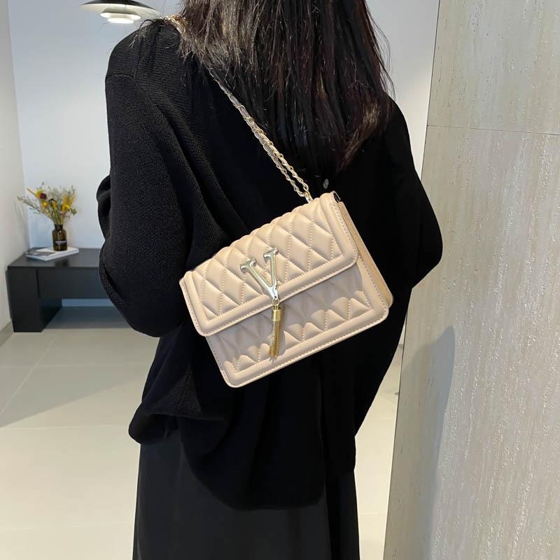 This Year's Popular Fashion and Beauty Casual Shoulder Messenger Bag Women's 2025 New Foreign Style Small Square Bag Korean Version Women's Bag