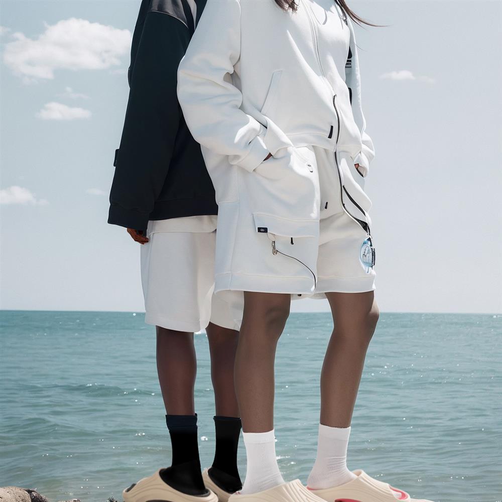 Men's 2025 Outdoor Odor-Proof Summer Slippers – Thick Sole, Non-Slip, Japanese Style Step-On Design