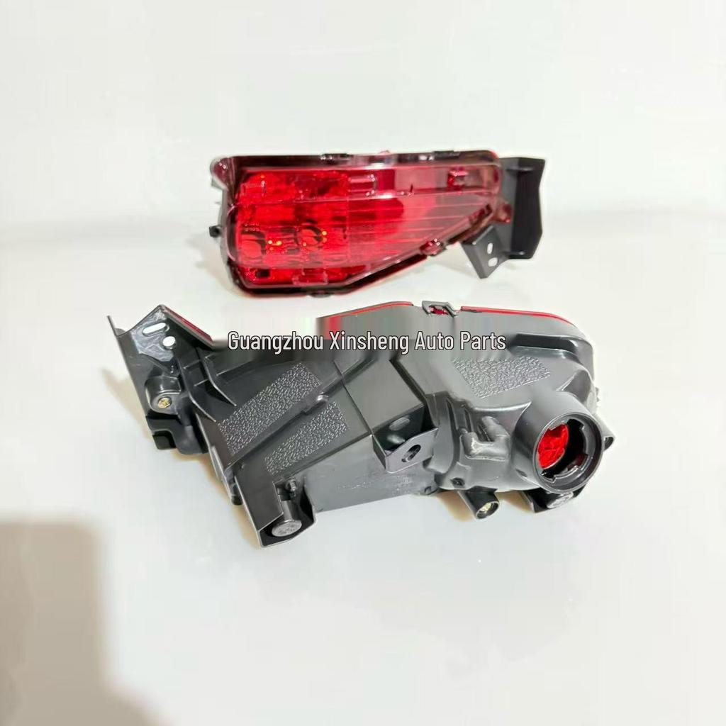 81490-0K050/81480-0K050 Rear Bumper Lights for 2016-20 FORTUNER