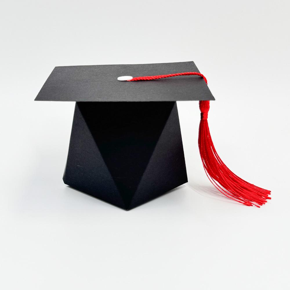 European-Style Graduation Cap Candy Box: Celebration Gift Packaging for Parties