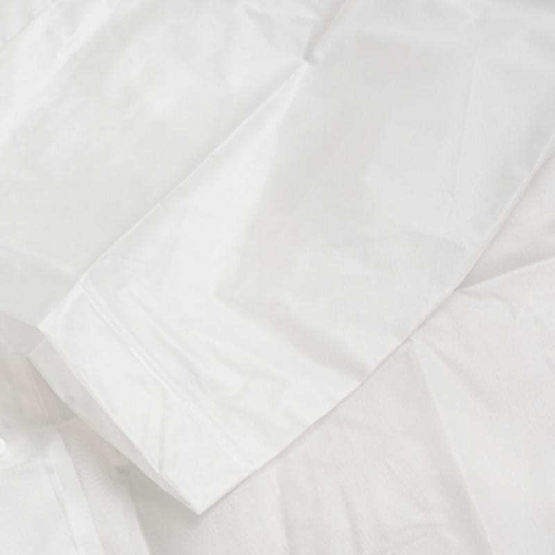 Daiso Monochromes Durchscheinendes Hemd