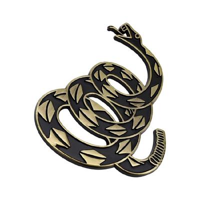 High Relief 3D Rattlesnake Auto Badge Metal Decal Scratch Resistant Auto Emblem Decors for Car Motorcycles Truck Yellow